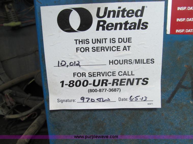 image for item I8994 1992 Genie S-60 boom lift