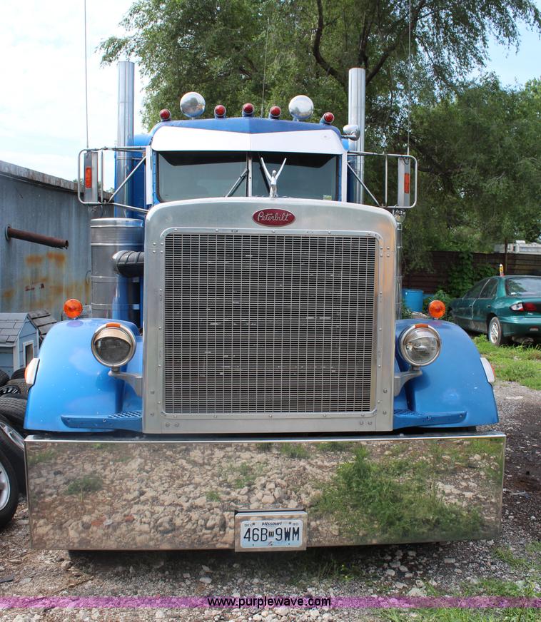 image for item J1018 1987 Peterbilt 359 Classic semi truck
