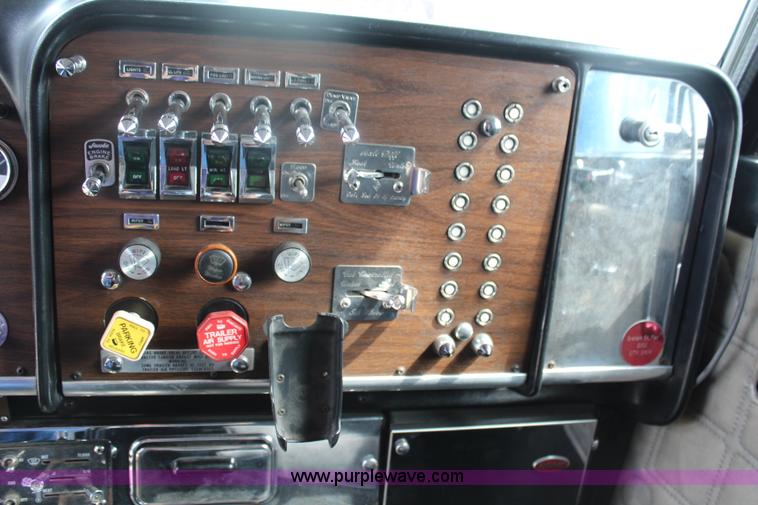 image for item J1018 1987 Peterbilt 359 Classic semi truck