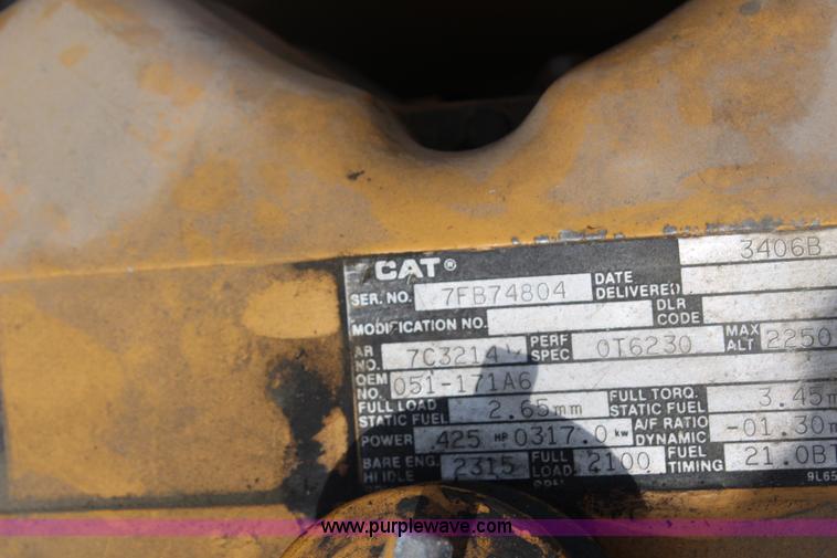 image for item J1018 1987 Peterbilt 359 Classic semi truck