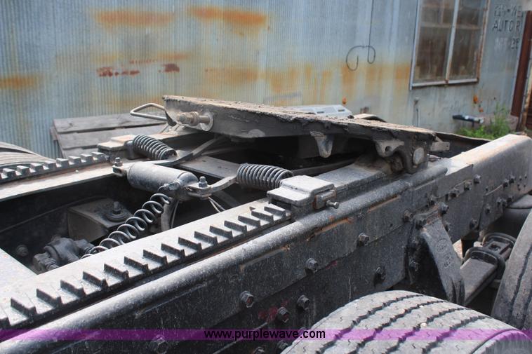 image for item J1018 1987 Peterbilt 359 Classic semi truck