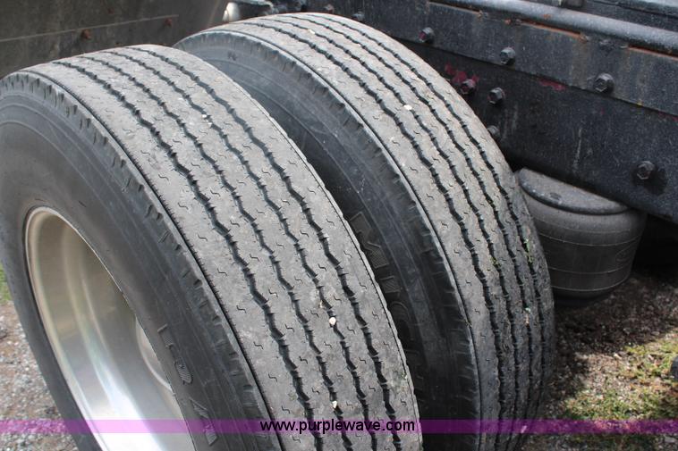 image for item J1018 1987 Peterbilt 359 Classic semi truck