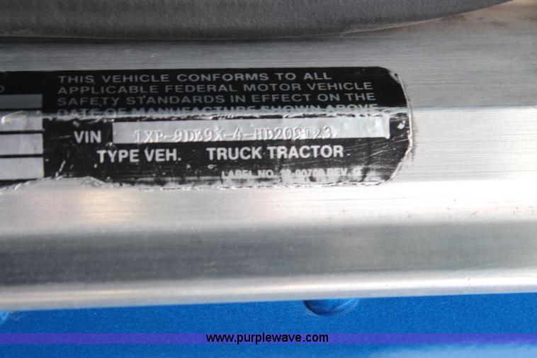 image for item J1018 1987 Peterbilt 359 Classic semi truck