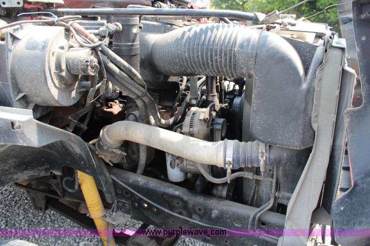 image for item J1080 1997 Ford F800 roll back truck