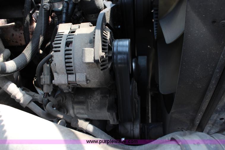 image for item J1080 1997 Ford F800 roll back truck