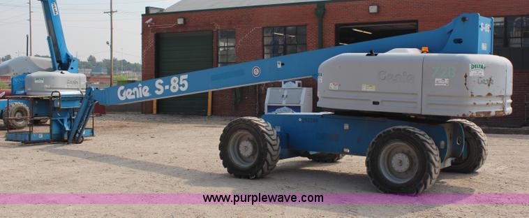 image for item J1081 1999 Genie S85 boom lift