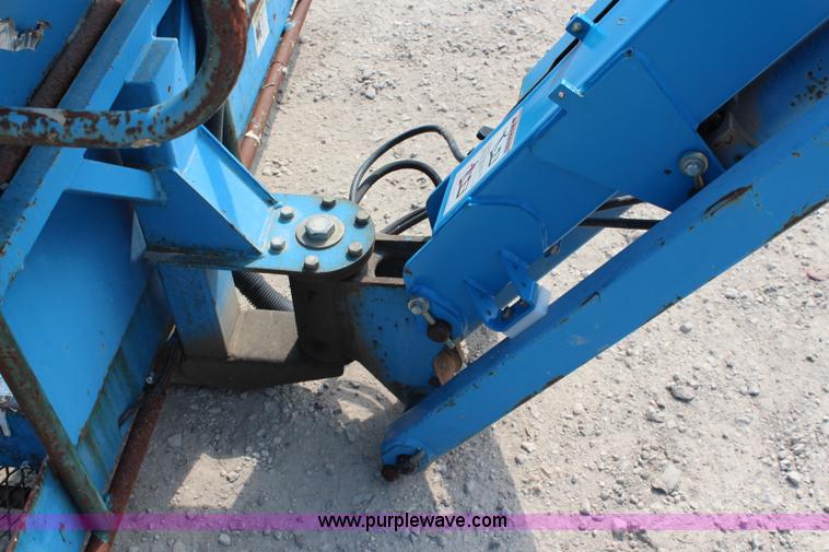 image for item J1081 1999 Genie S85 boom lift