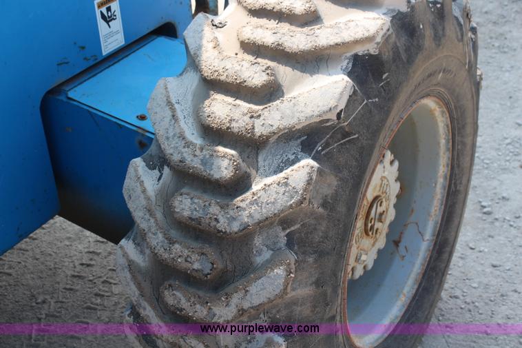 image for item J1082 2000 Genie S60 boom lift