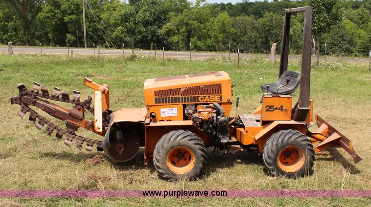 image for item J1107 Case 25T4XP trencher