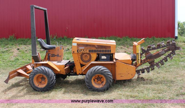 image for item J1107 Case 25T4XP trencher