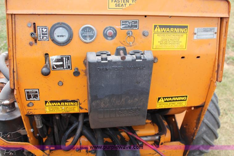 image for item J1107 Case 25T4XP trencher