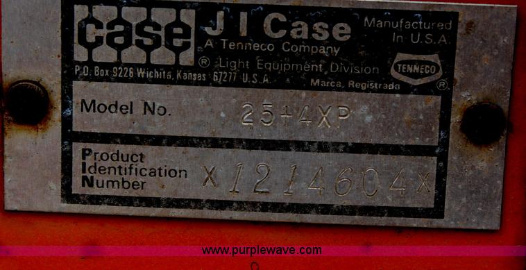 image for item J1107 Case 25T4XP trencher