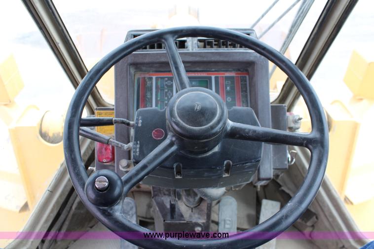 image for item J1120 1995 Komatsu WA500-1LC wheel loader