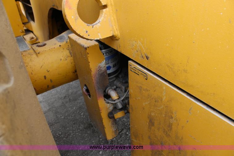 image for item J1120 1995 Komatsu WA500-1LC wheel loader