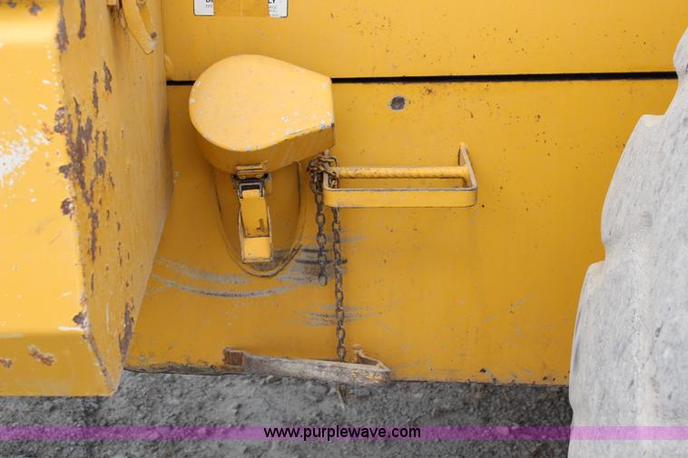 image for item J1120 1995 Komatsu WA500-1LC wheel loader