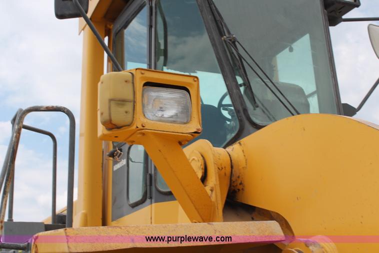 image for item J1120 1995 Komatsu WA500-1LC wheel loader