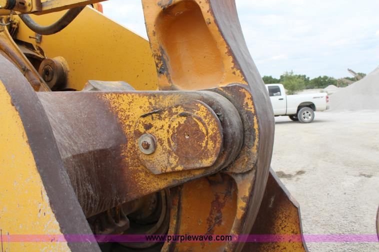 image for item J1120 1995 Komatsu WA500-1LC wheel loader