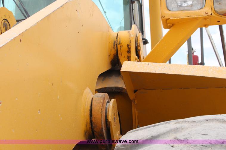 image for item J1120 1995 Komatsu WA500-1LC wheel loader