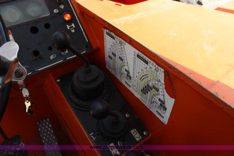 image for item J1210 2000 Sky Trak 10054 telehandler