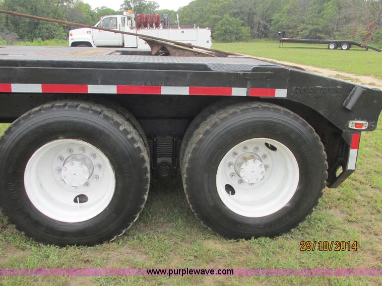 image for item J2468 1981 Mack R686ST semi truck