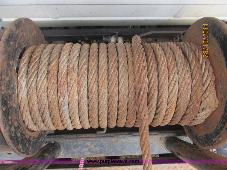 image for item J2468 1981 Mack R686ST semi truck