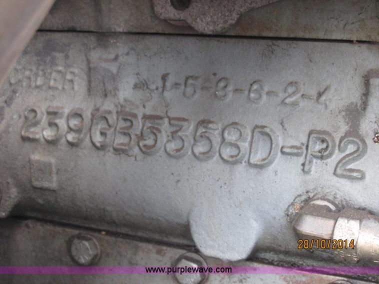 image for item J2468 1981 Mack R686ST semi truck