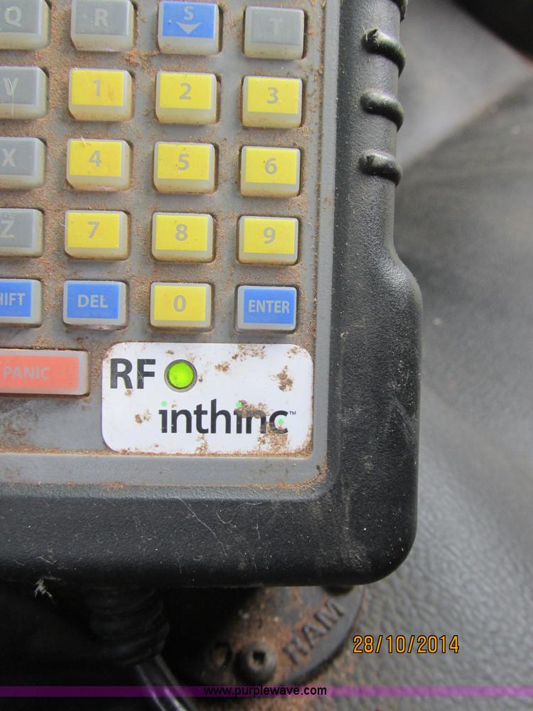 image for item J2469 2002 GMC C6500 service truck