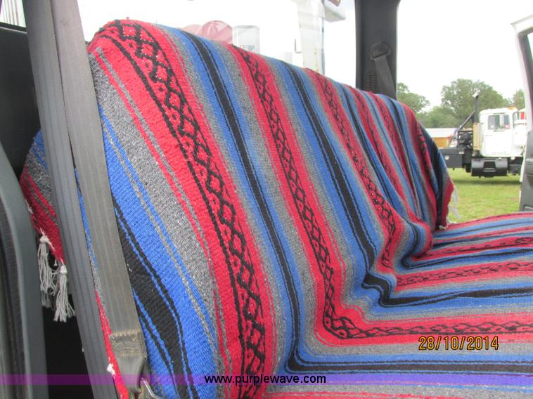 image for item J2469 2002 GMC C6500 service truck