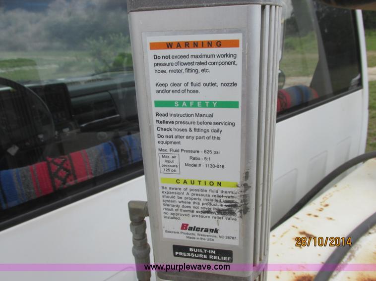 image for item J2469 2002 GMC C6500 service truck