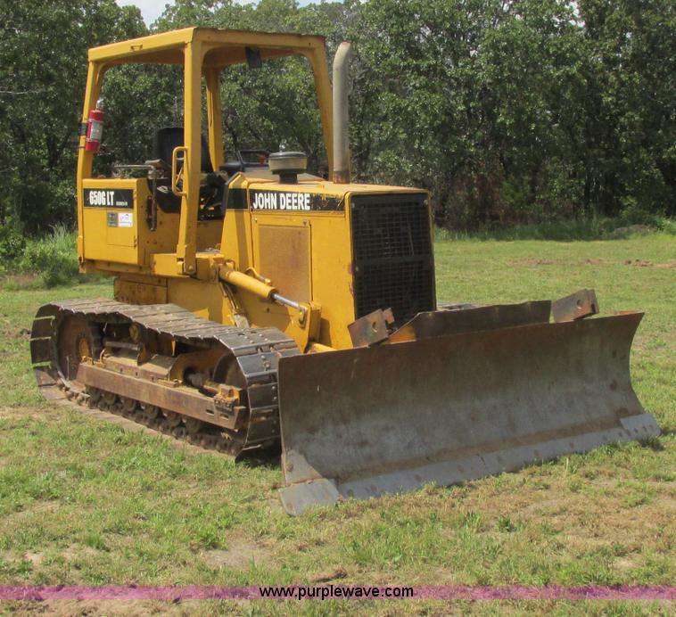 image for item J2470 1994 John Deere 650G LT dozer