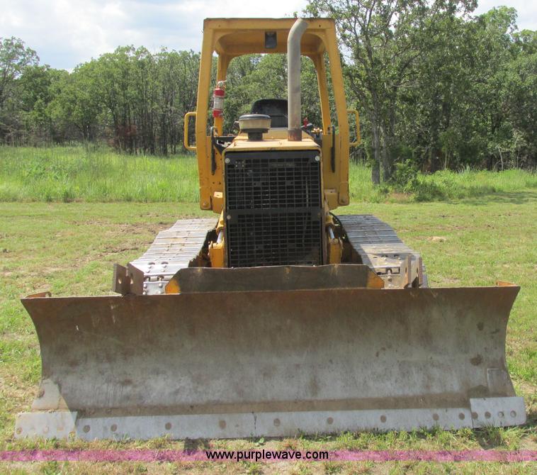 image for item J2470 1994 John Deere 650G LT dozer