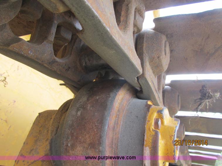 image for item J2470 1994 John Deere 650G LT dozer