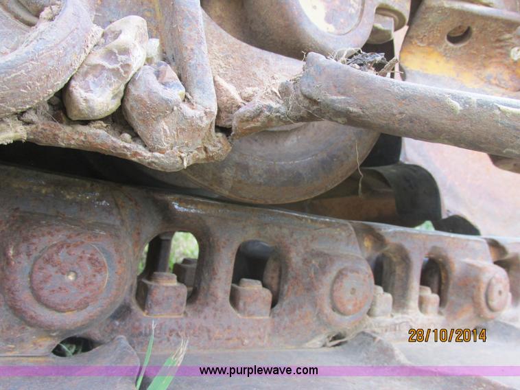 image for item J2470 1994 John Deere 650G LT dozer