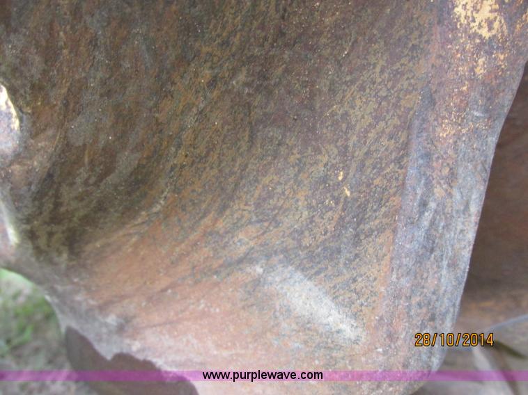 image for item J2470 1994 John Deere 650G LT dozer