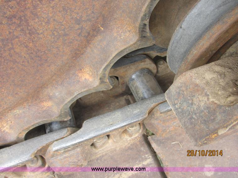 image for item J2470 1994 John Deere 650G LT dozer