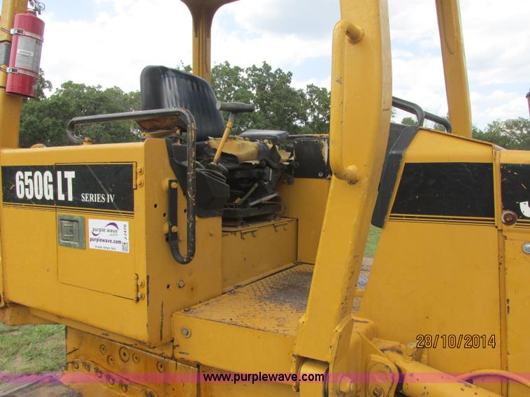 image for item J2470 1994 John Deere 650G LT dozer