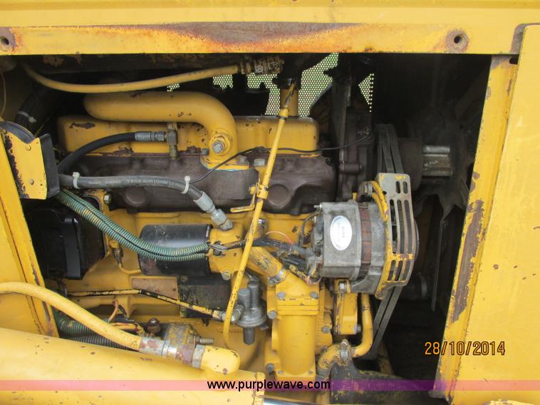 image for item J2470 1994 John Deere 650G LT dozer