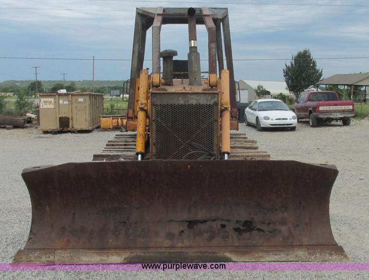 image for item J2475 Case 1150B dozer