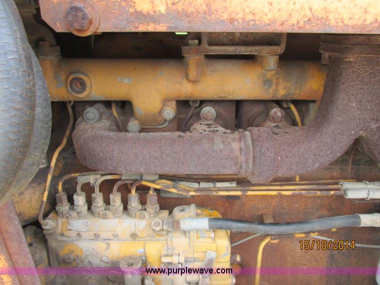 image for item J2475 Case 1150B dozer