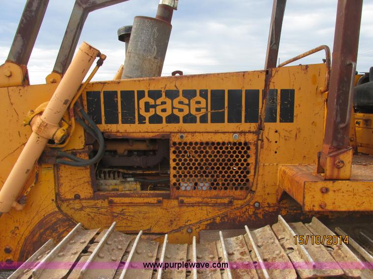 image for item J2475 Case 1150B dozer