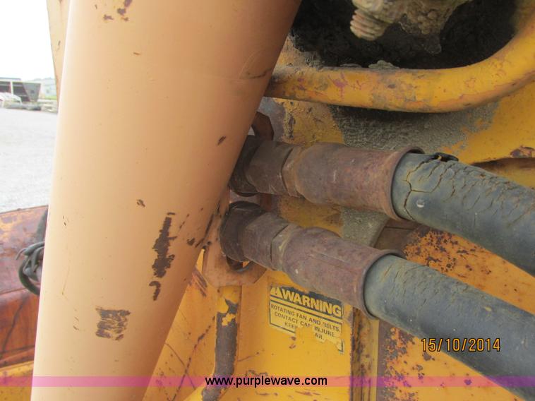 image for item J2475 Case 1150B dozer