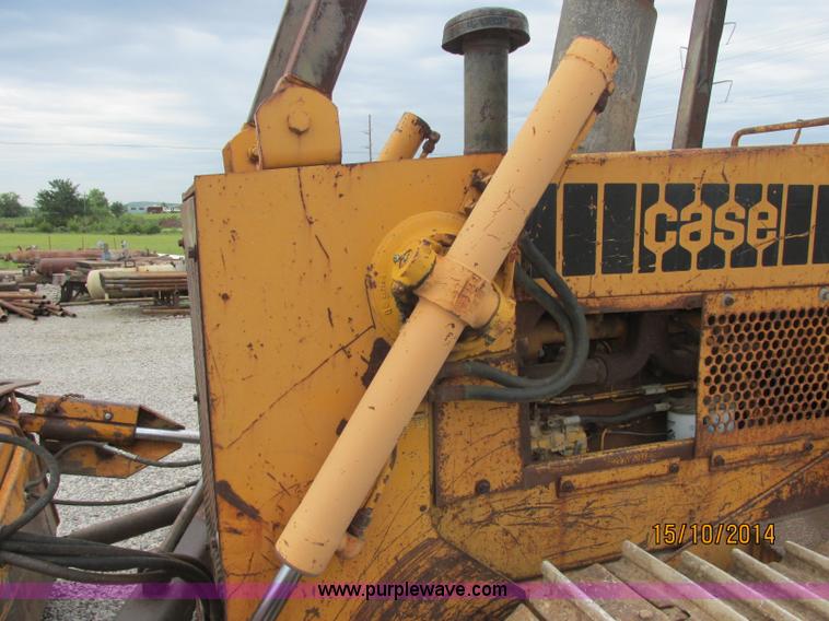 image for item J2475 Case 1150B dozer