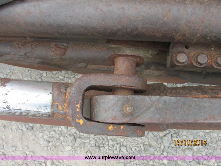 image for item J2475 Case 1150B dozer