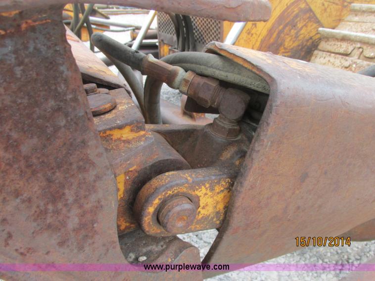 image for item J2475 Case 1150B dozer