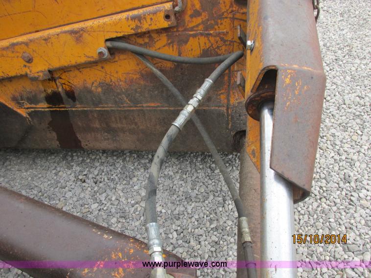 image for item J2475 Case 1150B dozer