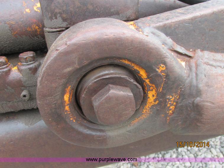 image for item J2475 Case 1150B dozer