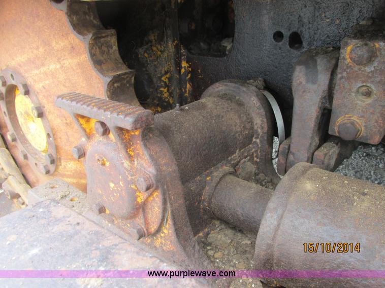 image for item J2475 Case 1150B dozer