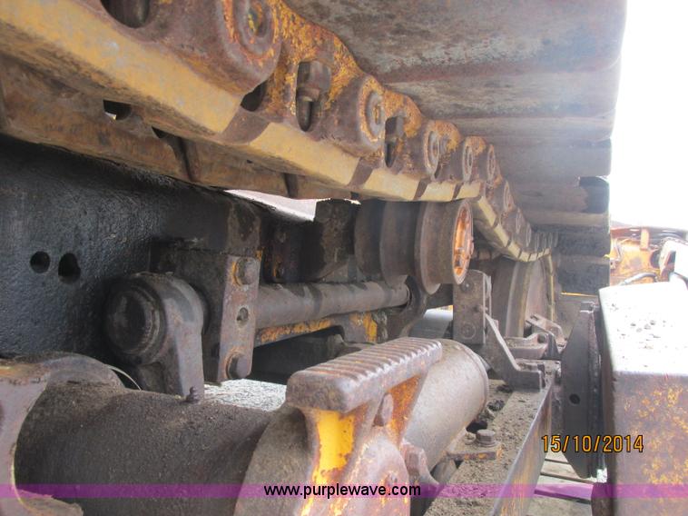 image for item J2475 Case 1150B dozer