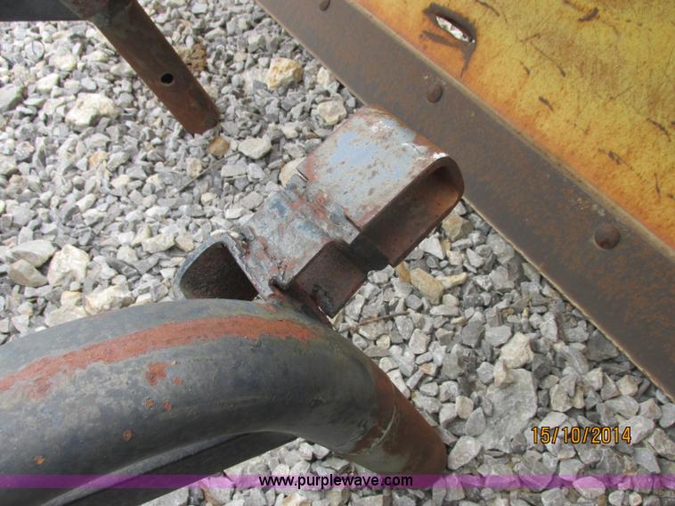 image for item J2476 Meyer C8 snow plow