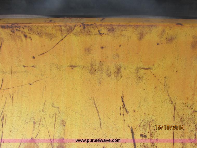 image for item J2476 Meyer C8 snow plow